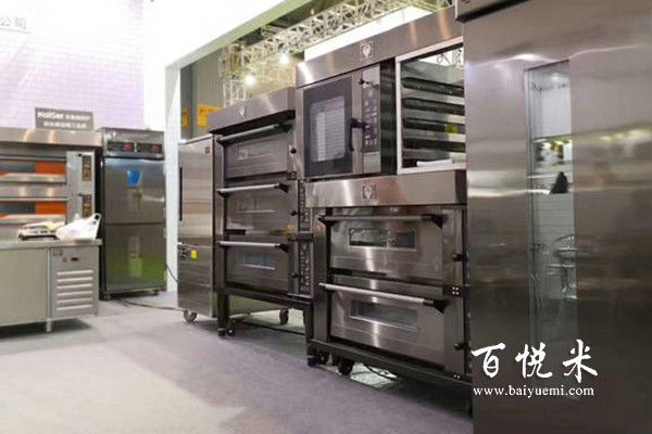 如今開面包店需要辦理什么證件又需要什么設(shè)備呢？